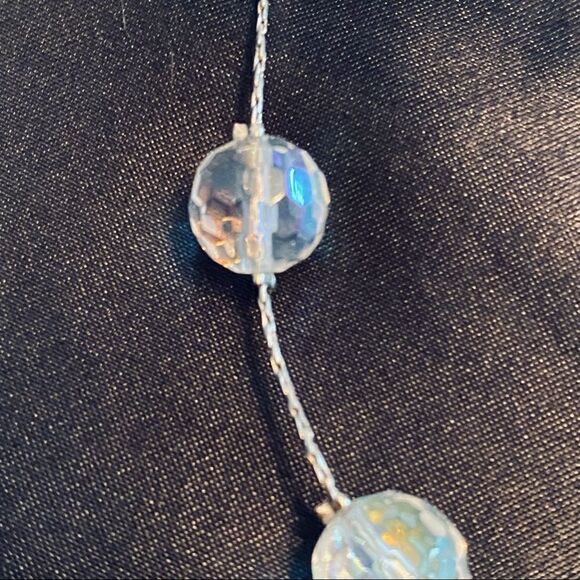 NWOT Pretty Aurora Borealis Necklace and Earring Set - Picture 6 of 11